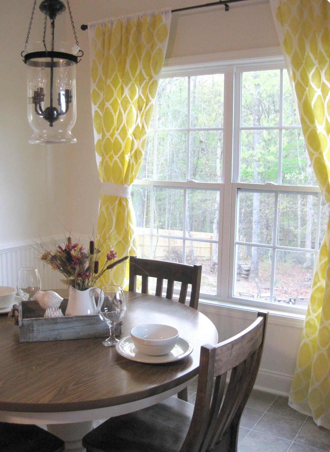 Желтые шторы в кухню