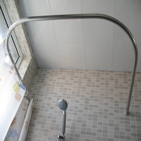карниз квадратный для шторы в ванной