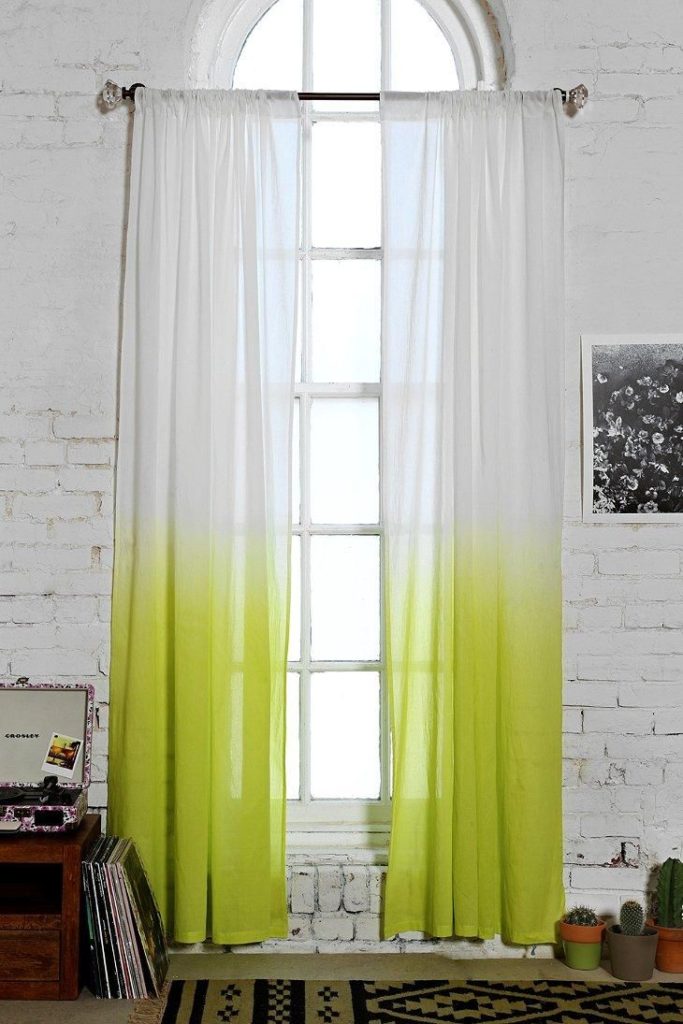 шторы с зеленым градиентом